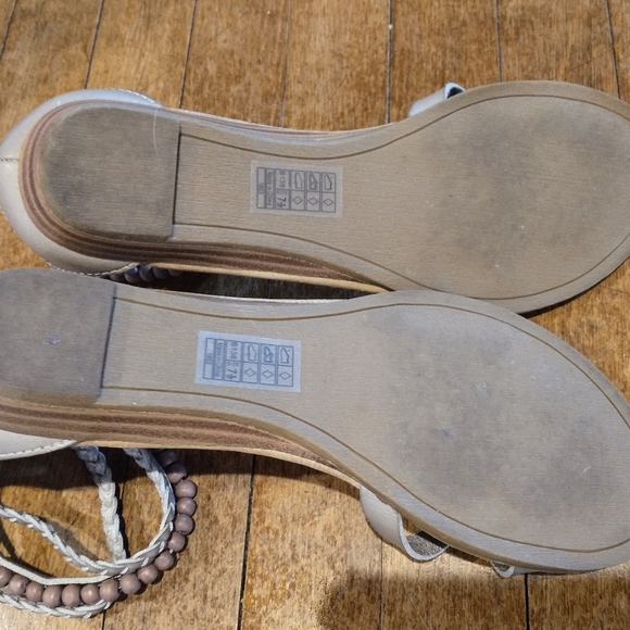 Blowfish and Journee Sandals Lot Size 7.5 - Picture 4 of 5
